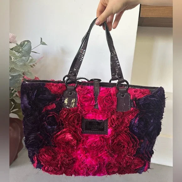 Valentino Garavani 2000’s rose tote 🌹 - Picture 2 of 6